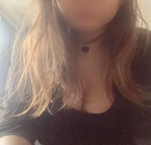 Denise, 28