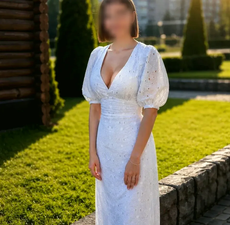 Helena, 26