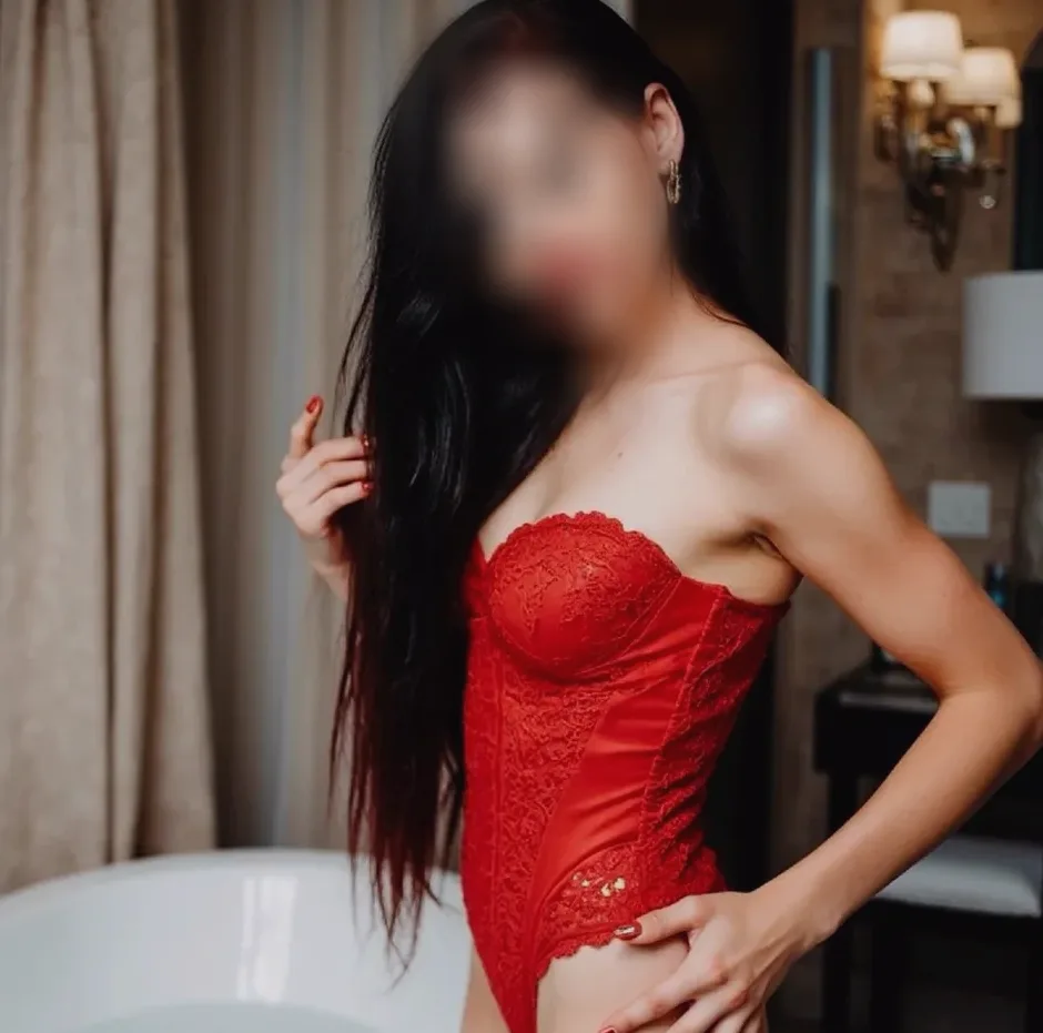 Jennifer, 35